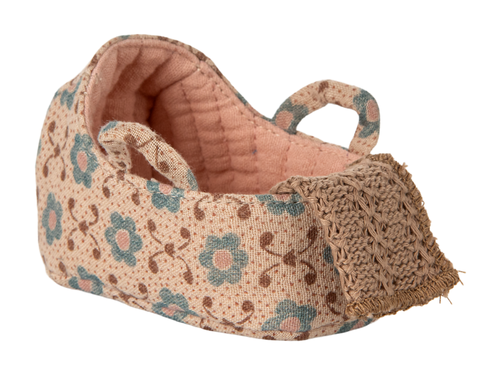 Maileg prenosná postieľka pre myšky - rose