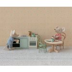 Maileg kuchynský drez pre myšky so sporákom a riadmi