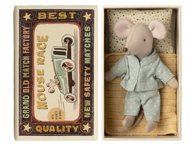 Maileg malý braček v pyžame v zápaľkovej škatuľke