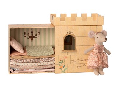 Maileg princezná na hrášku s hradom - 2025